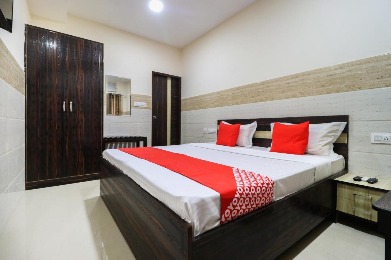 Oyo 49095 Hotel K Fort Abadpura Exterior photo