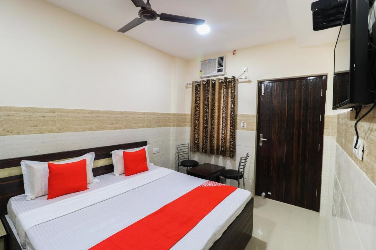 Oyo 49095 Hotel K Fort Abadpura Exterior photo